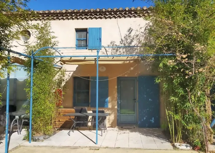 Mas De La Tour Carbonnière Village de vacances Aigues-Mortes
